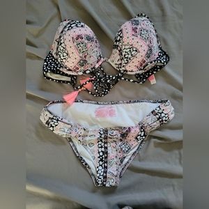 Victoria's Secret bikini